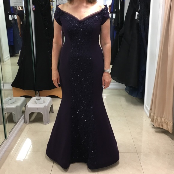 Eggplant pewter beaded gown - Picture 3 of 4